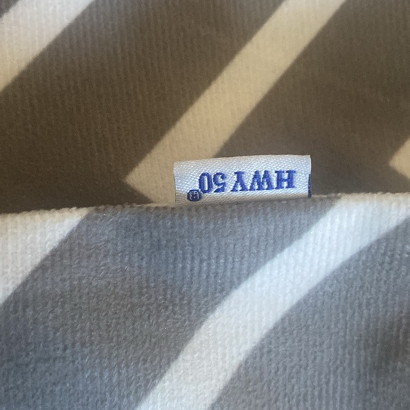 HWY 50 Holiday Snowflake Pillow Cover Shams. 20X20 Set of 4. - Picture 4 of 7